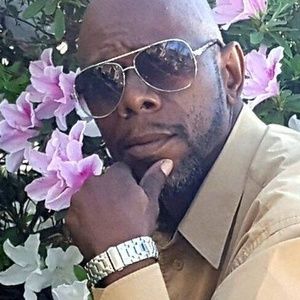 Meet your Posher, Fred